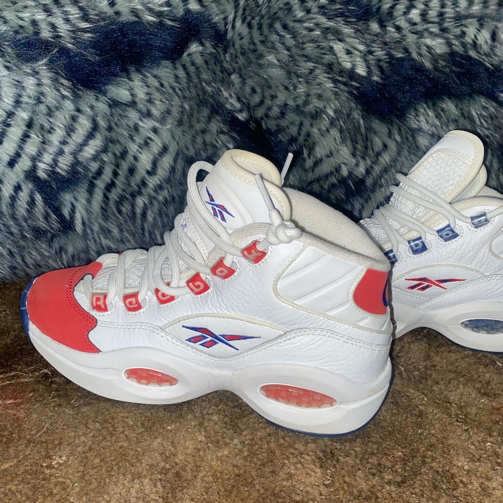 Shoe size 4y Reebok - Picture 3 of 4